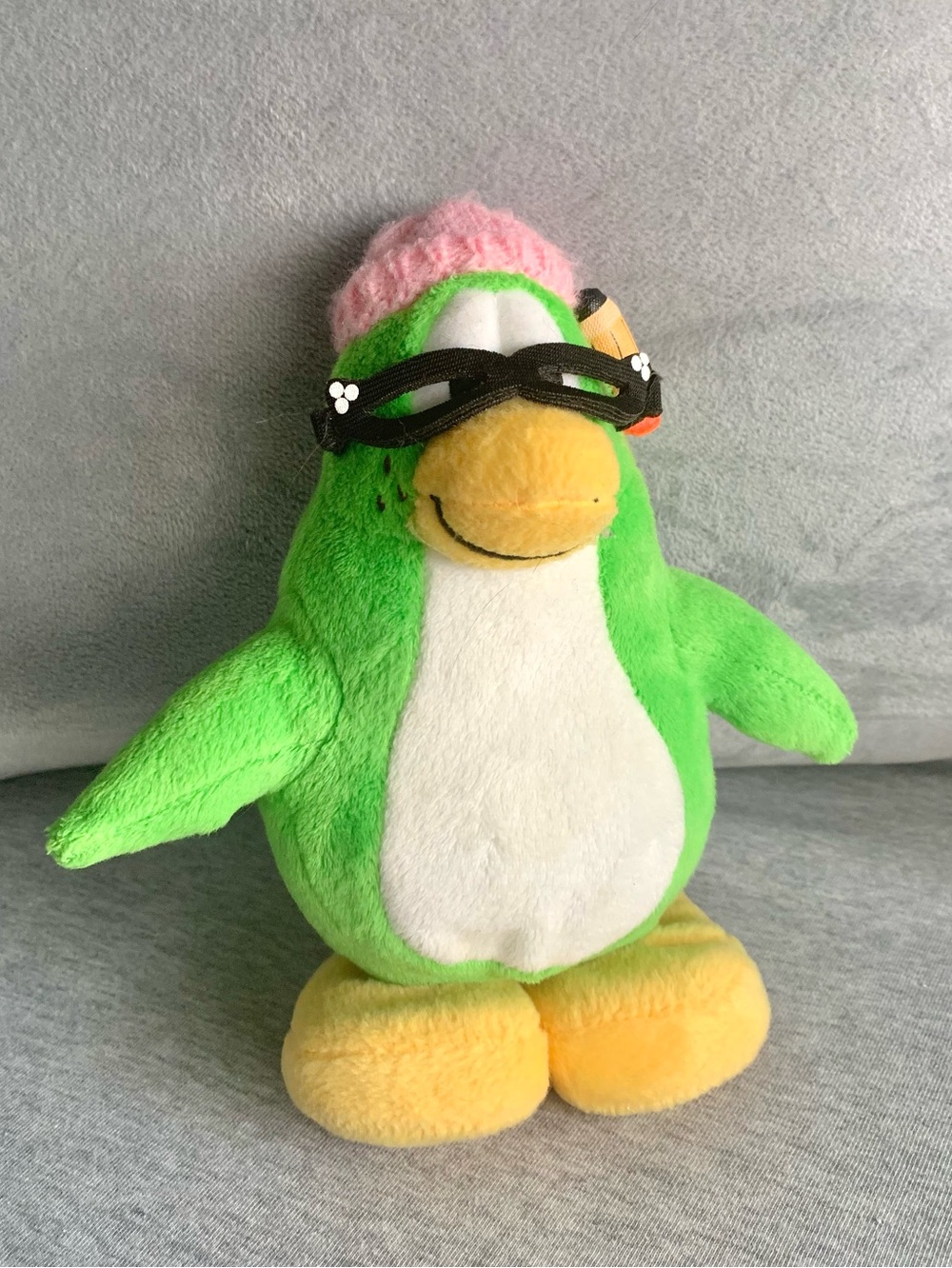 Vintage 2009 Disney Club Penguin Aunt Arctic Plush